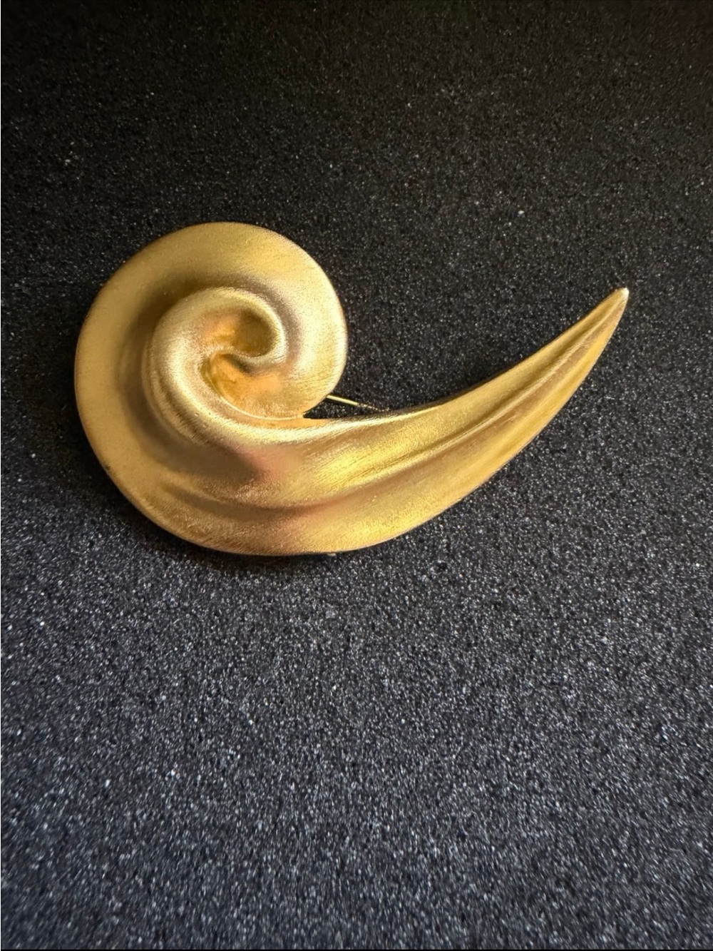 Vintage Casual Corner Modernest Brooch